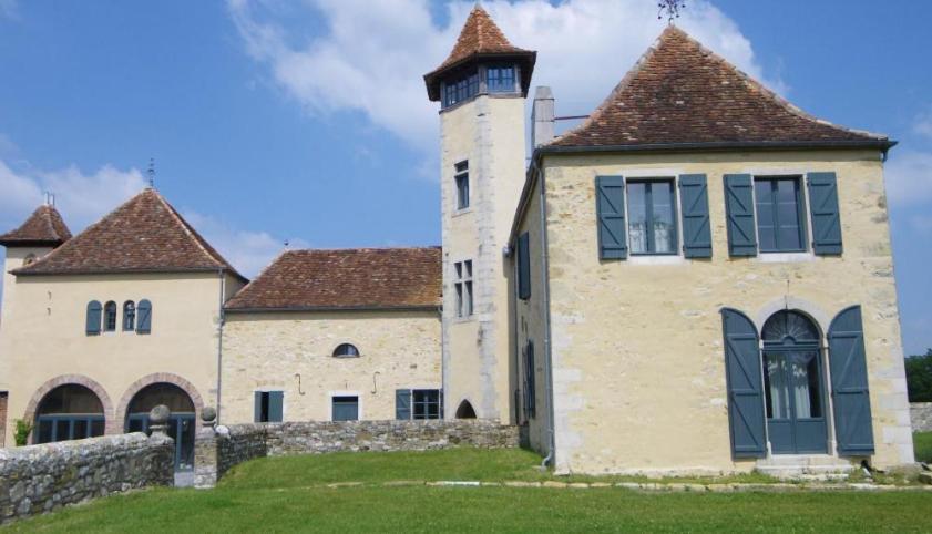 Chateau De Baylac Bugnein Exterior photo